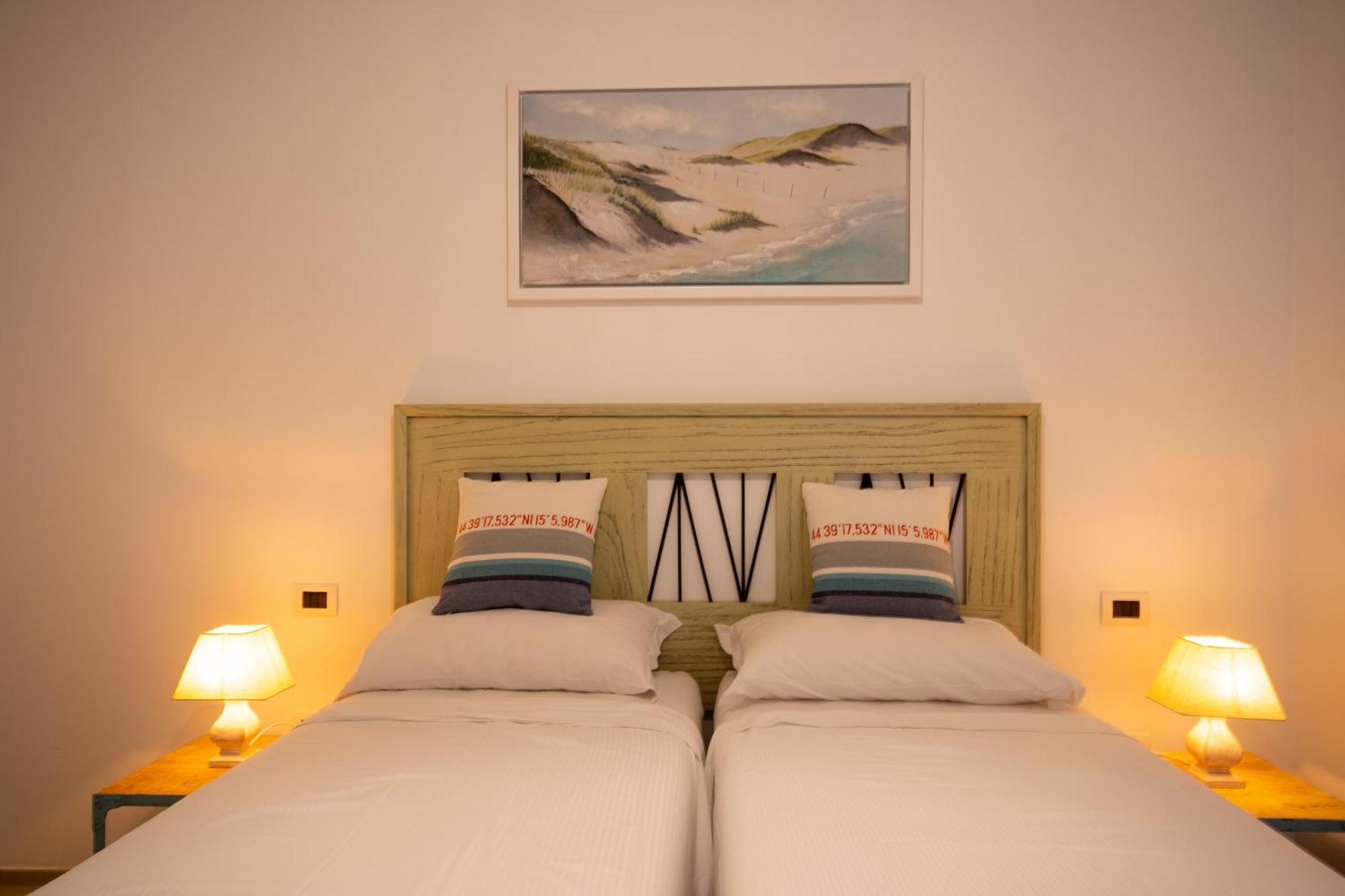 Enaja - Luxury Retreat Apart otel Budoni Oda fotoğraf